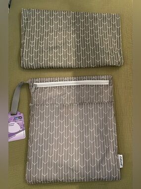 Nursing Cover & Bag-NEW